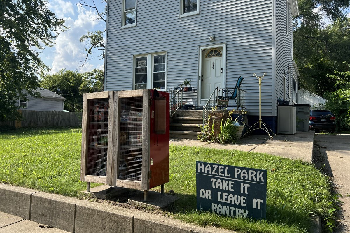 Hazel Park Take It or Leave It Pantry at 569 E. Mapledale Ave.