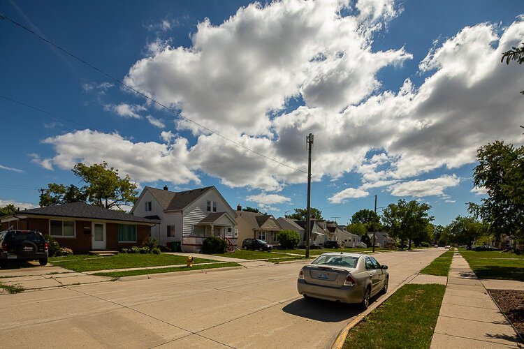 The median house sale price for a house in Eastpointe was $157,500 in June 2022.