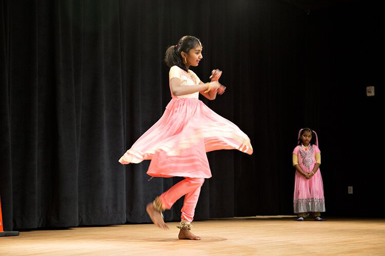 The Tamils in Michigan group performed a dance recital on the evening.