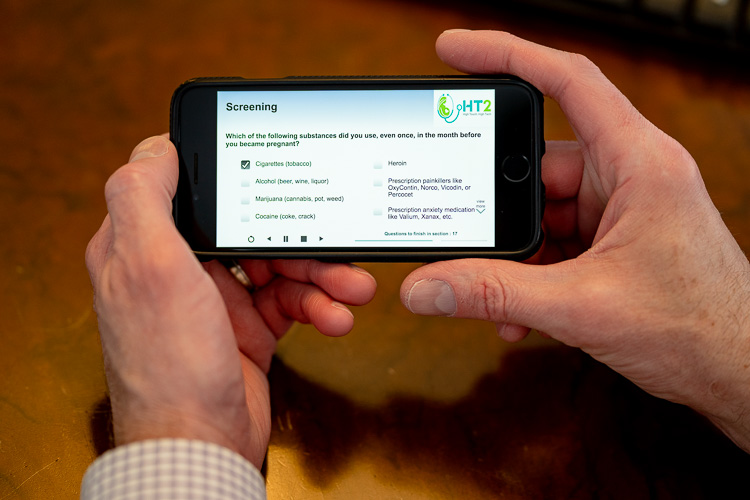 Steven Ondersma demonstrates his app.
