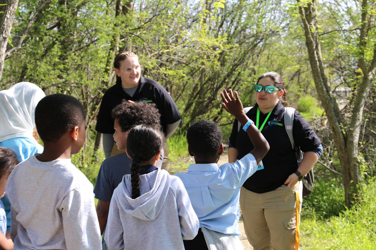 Huron-Clinton Metroparks staff lead a field trip.