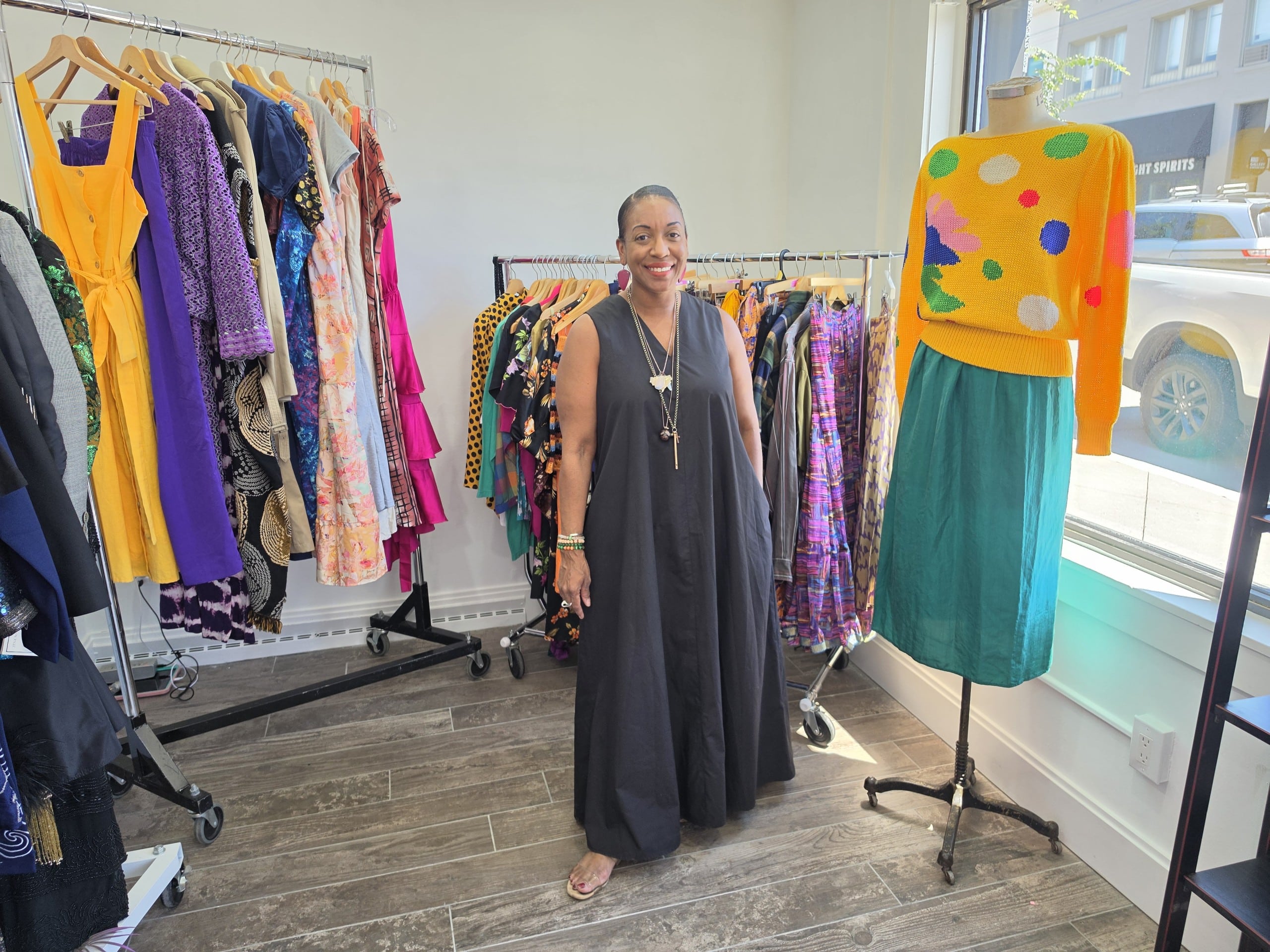 Downtown Farmington launches retail incubator to help small businesses test the leap into storefronts – Metromode